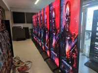 96cmx176cm P2.5 Poster LED Ekran